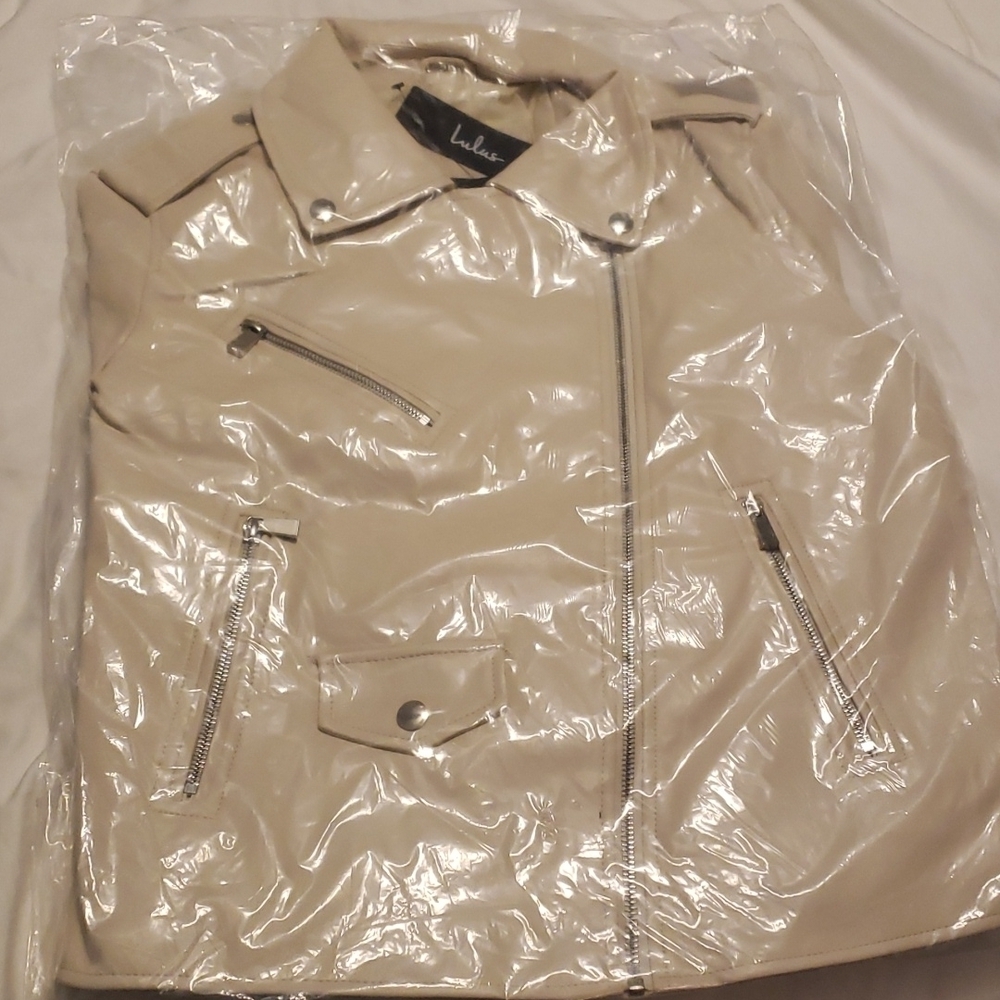 Lulus beige vegan Leather moto jacket - Picture 5 of 5